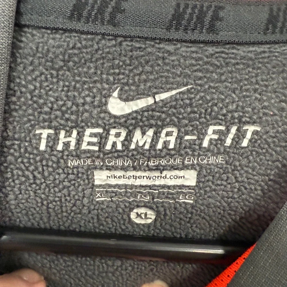 Nike Therma Fit Hoodie Gray‎ Orange Swoosh Athletic Performance Kids XL